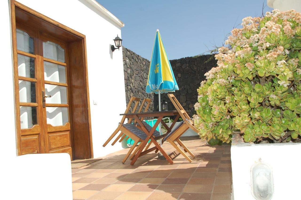 Villa Jupe Tias Exterior photo