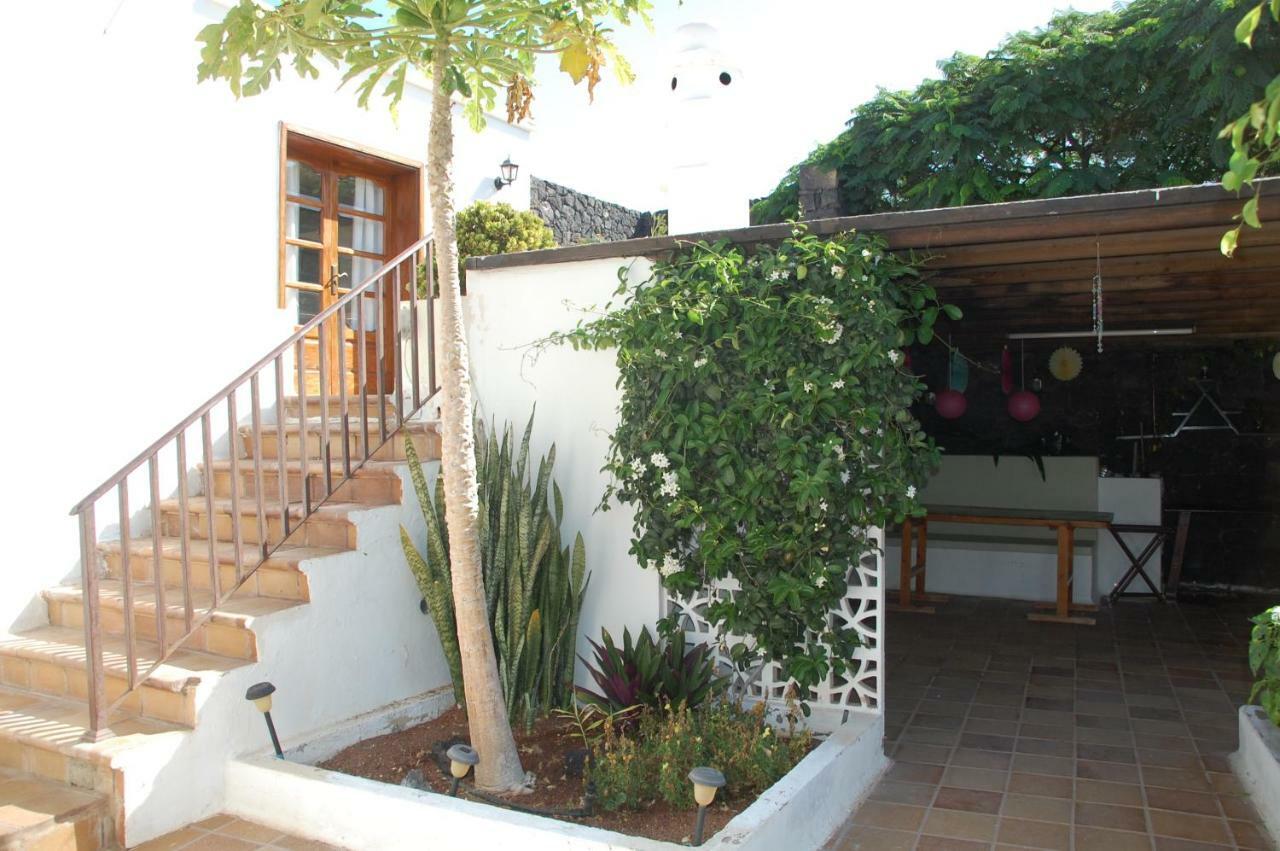 Villa Jupe Tias Exterior photo