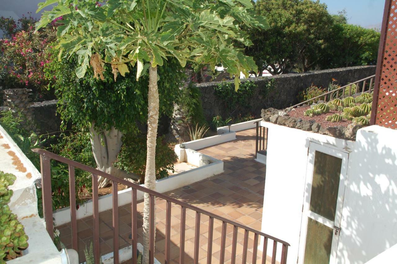Villa Jupe Tias Exterior photo